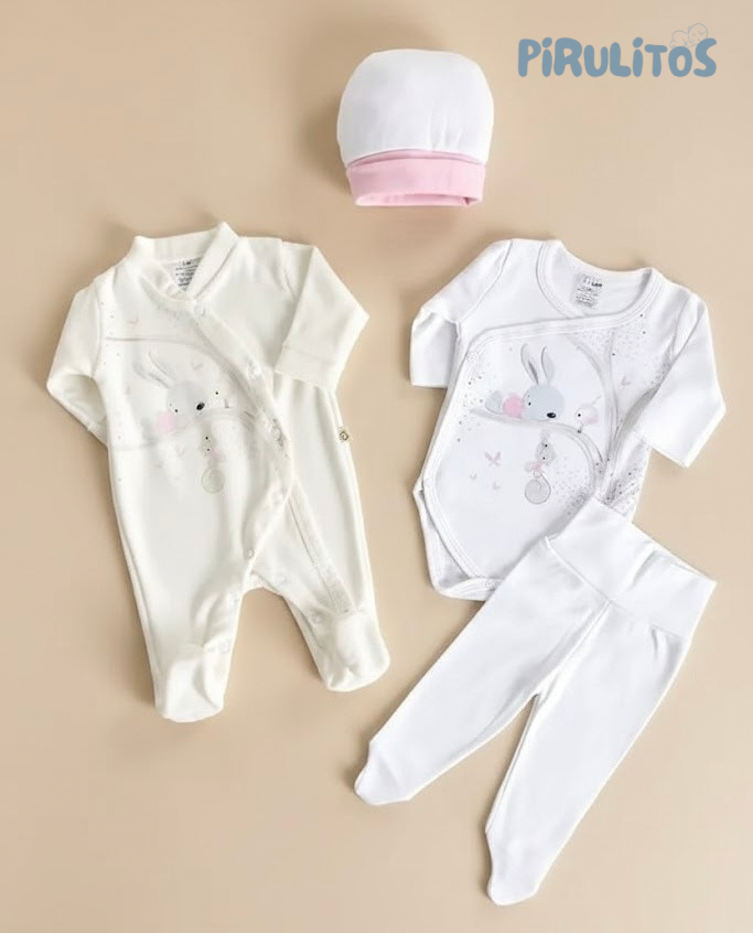 Conjunto 1ª Roupinha Bebé Cardado Amigos à Conversa - Image 3