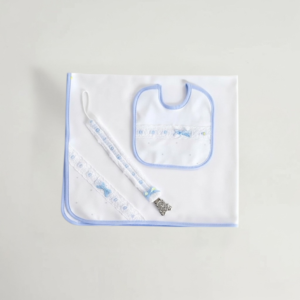 Conjunto Babete + Fralda + Porta-Chupetas